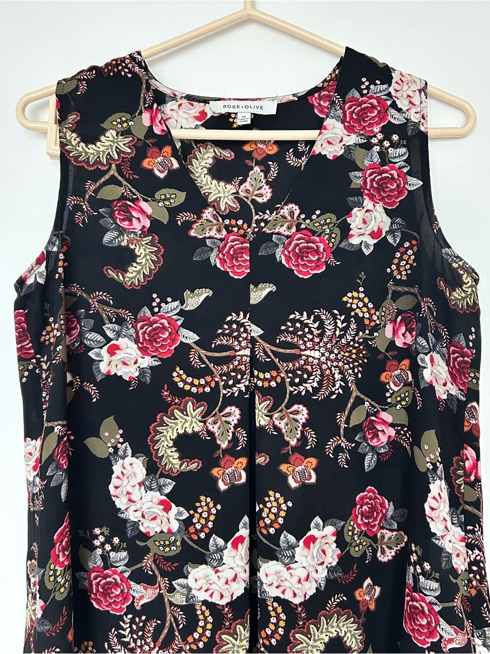 2 for 10☀️ floral pattern sleeveless blouse - Picture 3 of 7